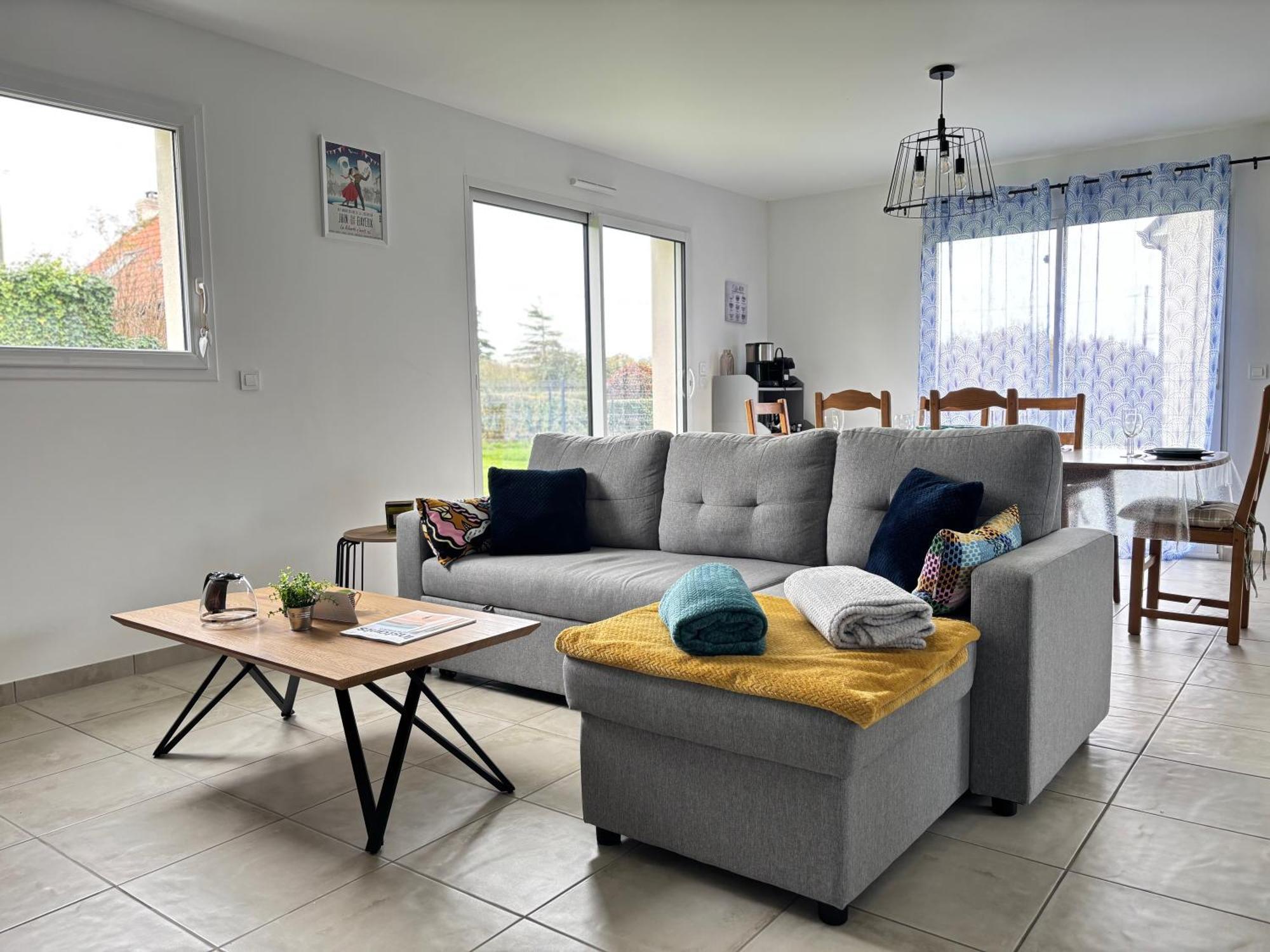 Holiday home Les Dunes, Maison Neuve 8 P Bien Equipee Jardin Clos, Parking, Garage A 850 M De La Et Centre Bourg, Sur Plages Du Debarquement Pres Arromanches Et Bayeux *